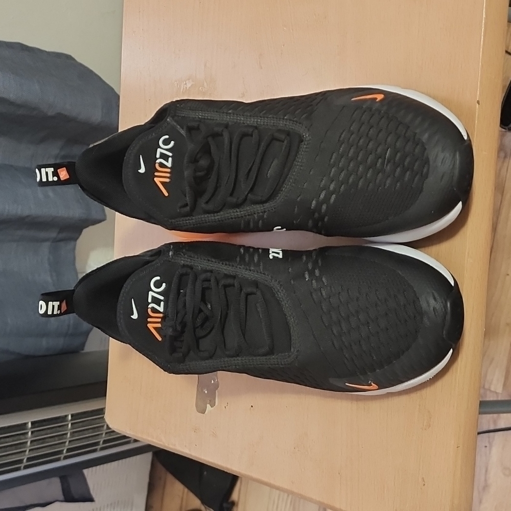 Nike Air Max 270 Size 10 Black, White and Orange.